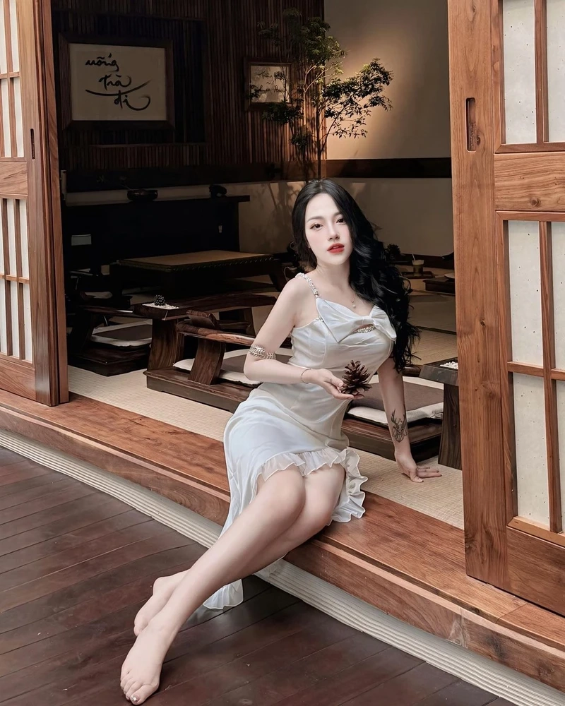 Gái Trung Quốc cosplay nhân vật manga, thể hiện sự sáng tạo và năng động