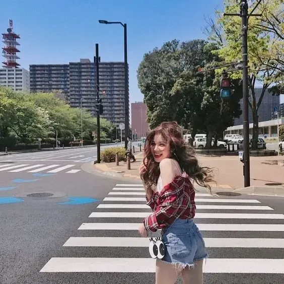 Gái xinh mặc áo yếm tạo nét đẹp dịu dàng và thanh thoát